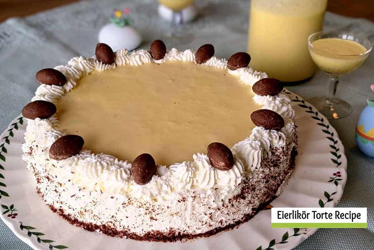  A cake that will make every occasion special! Our Advocaat Cake is a true showstopper.