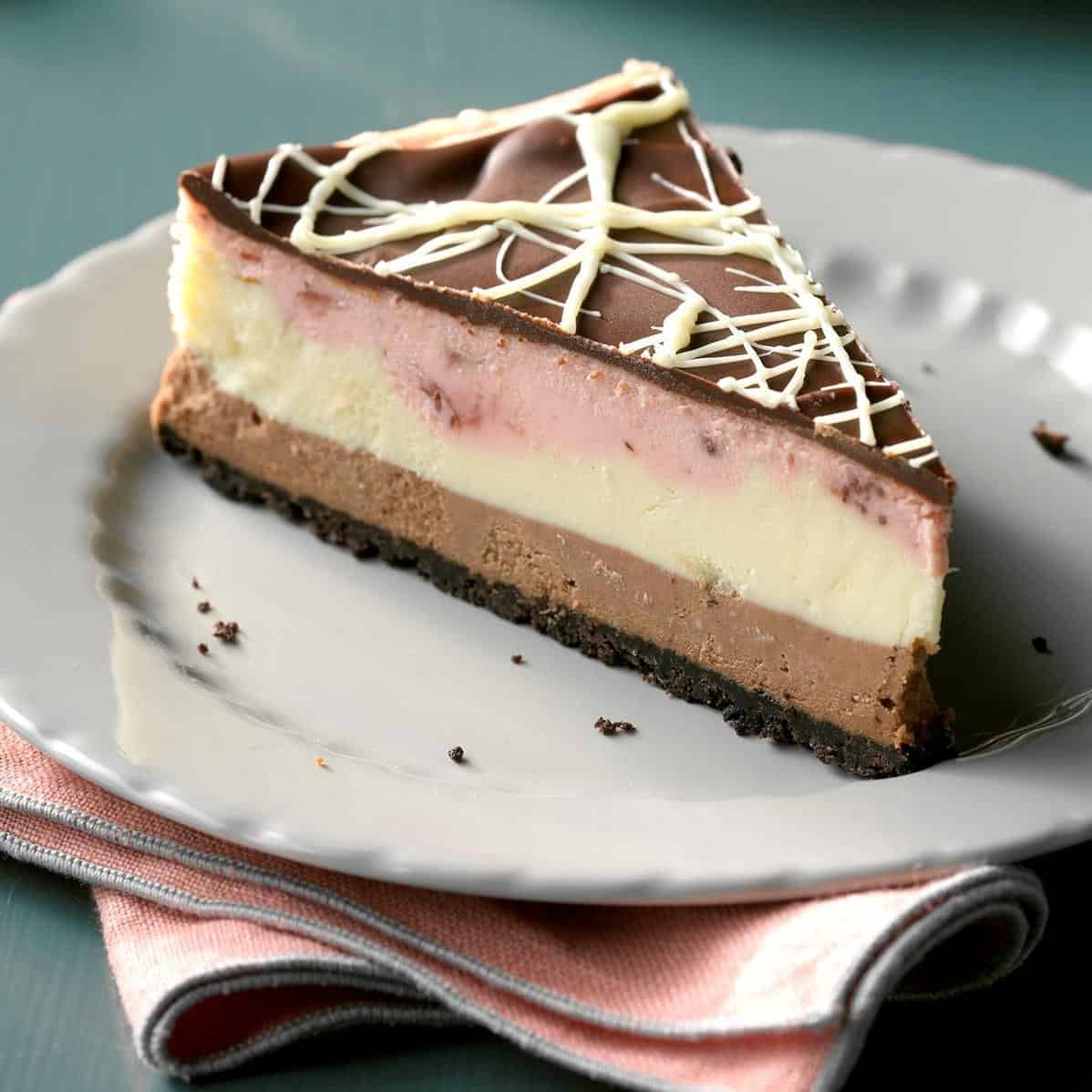  A cheesecake so good, it will make you forget about all other desserts.