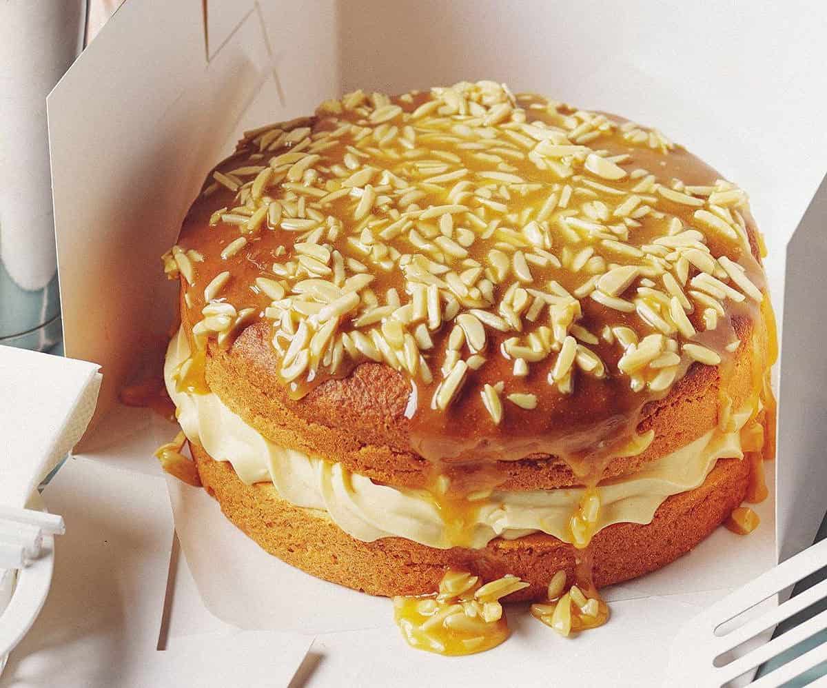  A fluffy, nutty cake that's perfect for afternoon tea.