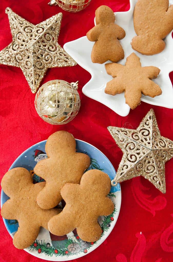  Baking these gingerbread cookies will fill your home with a warm and cozy aroma.