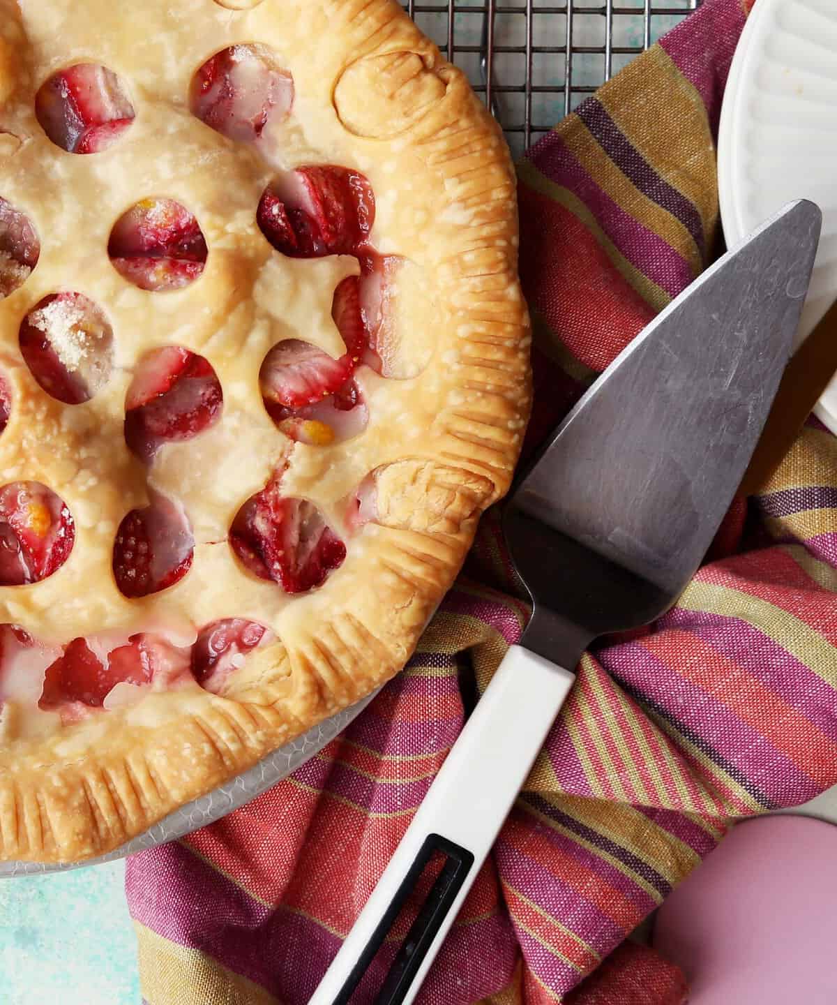 Perfect Pie Recipe for Summer: Strawberry Rhubarb Delight