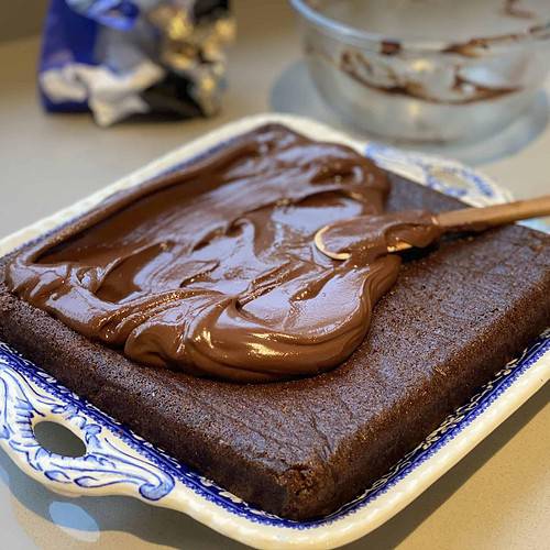 Chocolate Paste (for Cake Decorations)