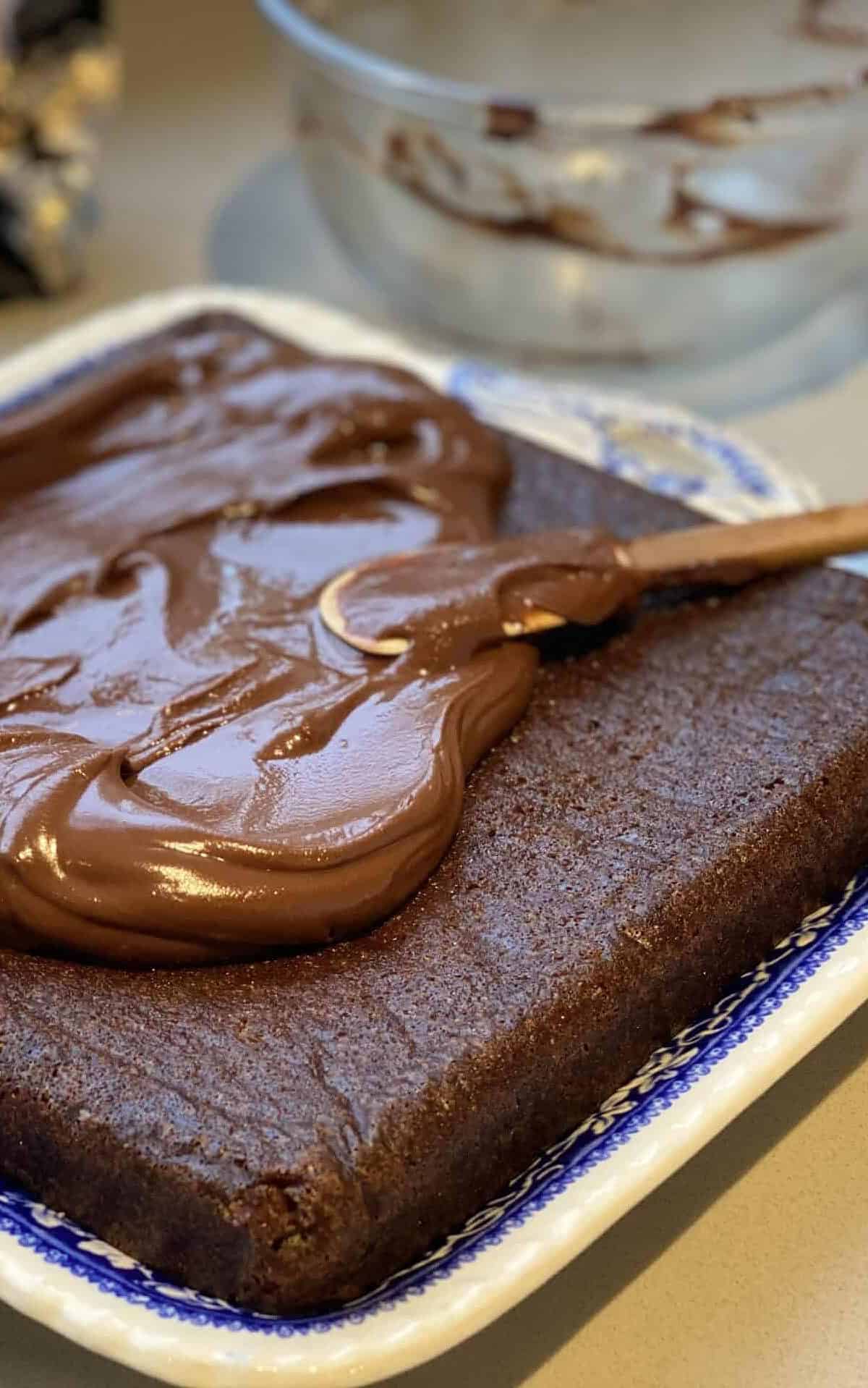 Chocolate Paste (for Cake Decorations)