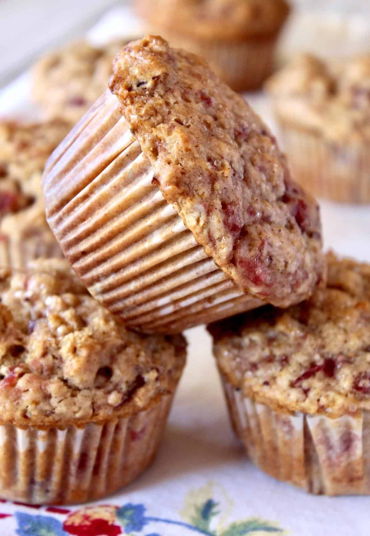  Cranberry Sauce Muffins: the perfect addition to your holiday breakfast spread!