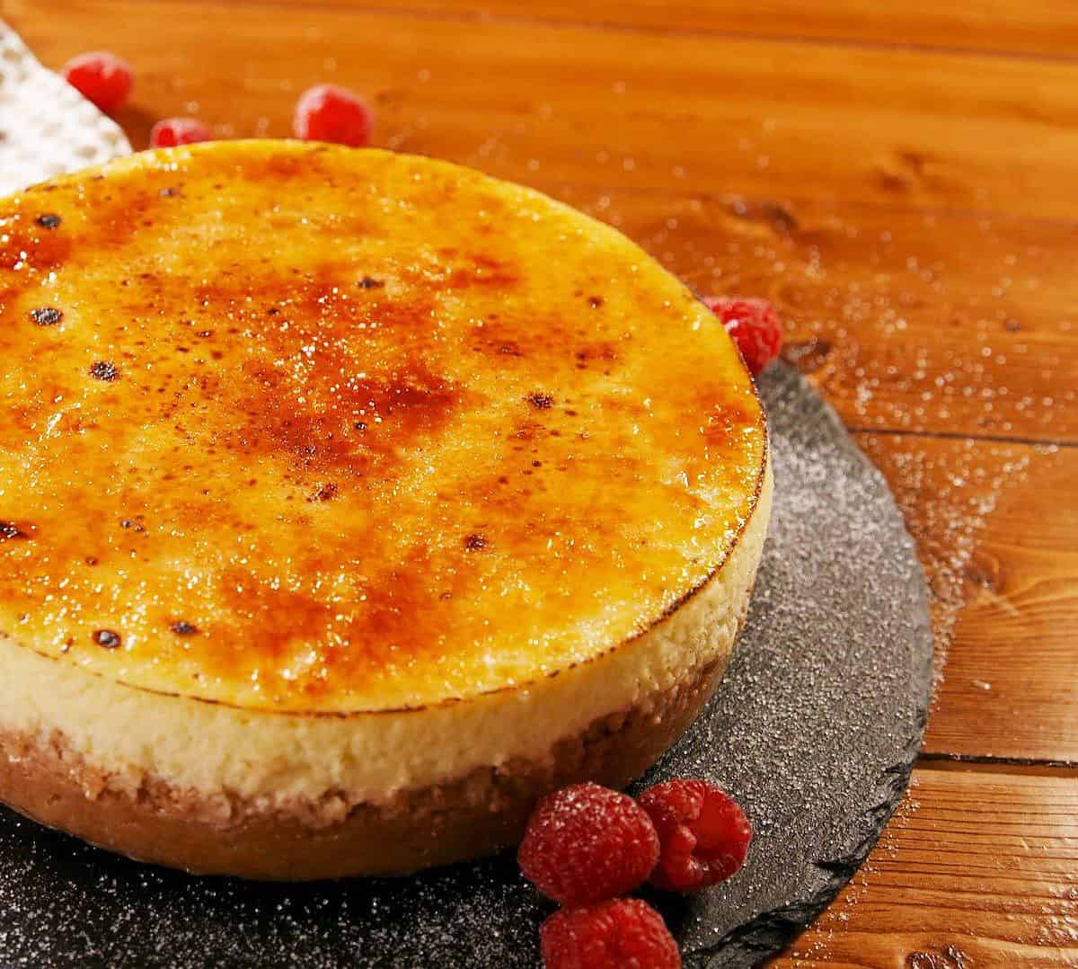 Indulge in Decadence – Creme Brulee Cheesecake Recipe