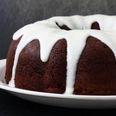 Devil's Food Pound Cake With Chocolate Glaze
