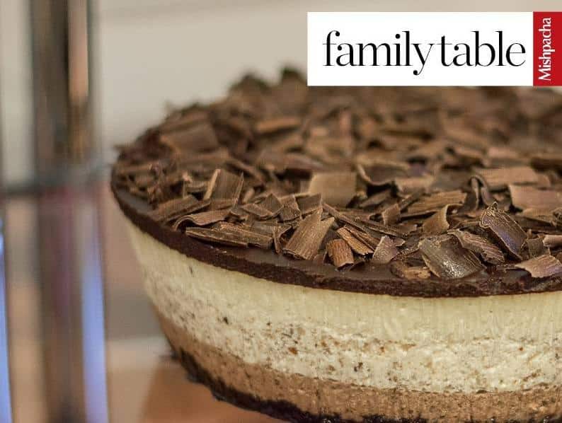  Dive into a slice of heaven with this delicious Non-Dairy Cheesecake.
