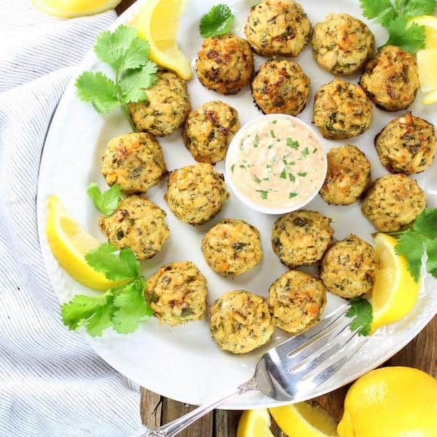  Fresh ingredients ensure that each tuna cake is loaded with nutrition.