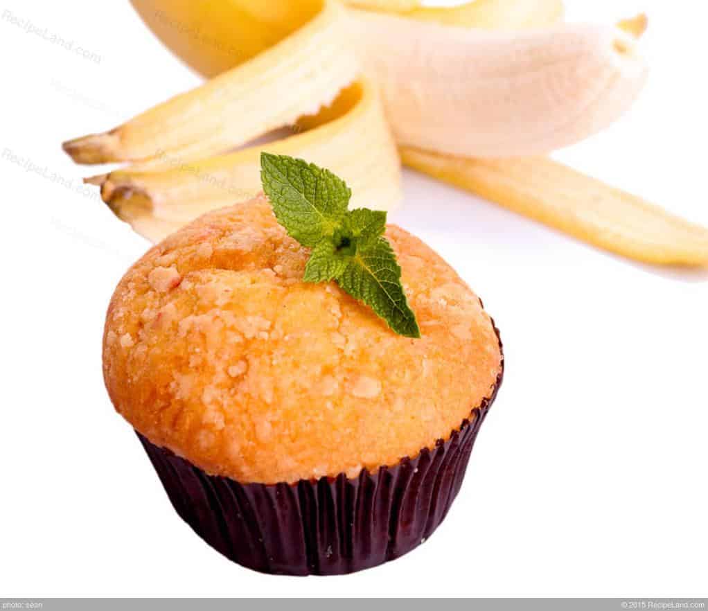 Delicious and Easy Banana Muffins Recipe