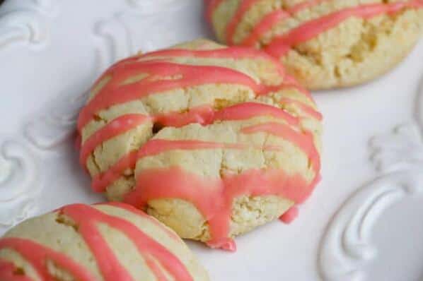  Get ready for a flavor explosion with these Cherry Bomb Cookies!