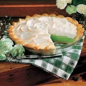  Get ready to celebrate St. Patrick's Day in style with this delicious Shamrock Pie!