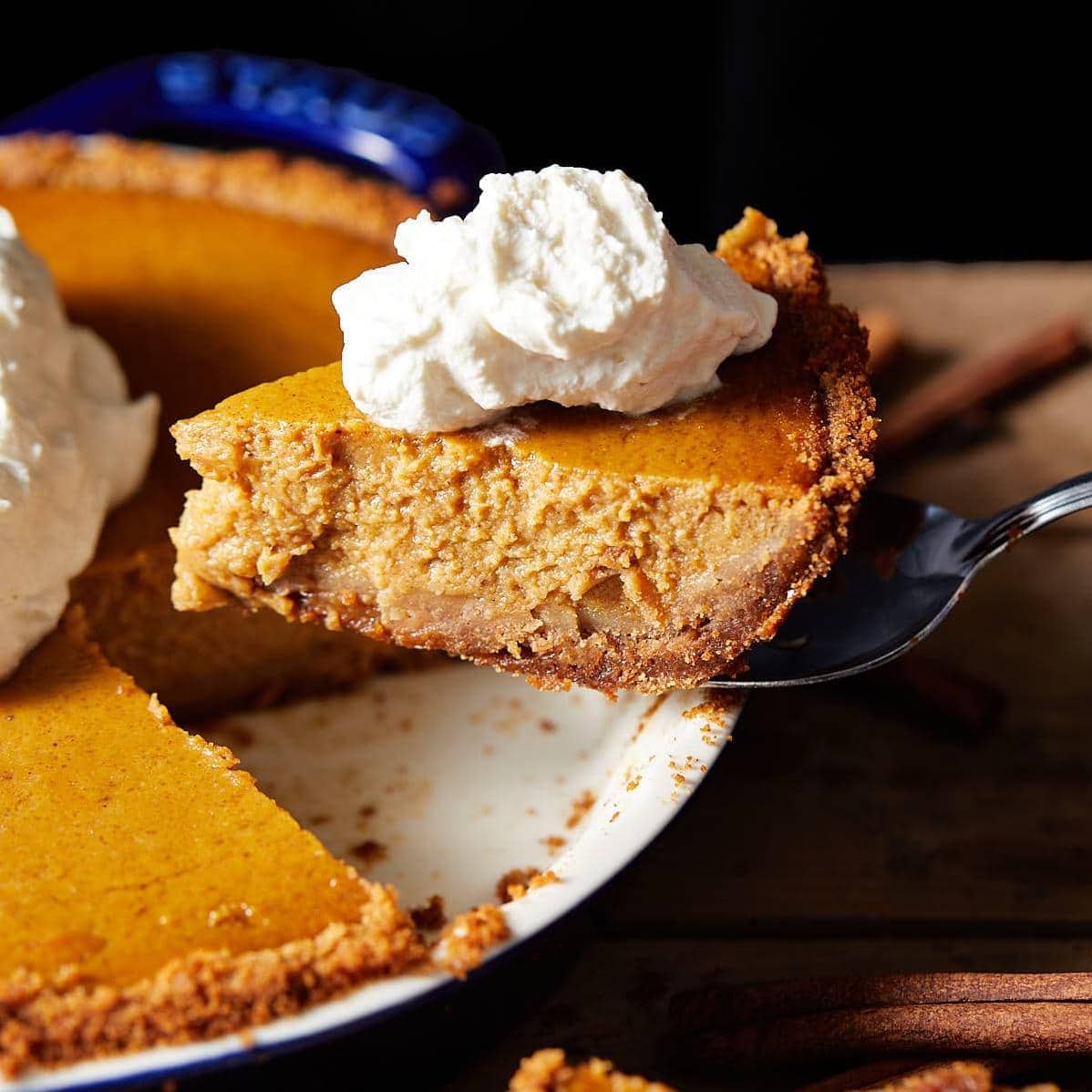  Get ready to fall in love with this pumpkin pie's graham cracker crust.