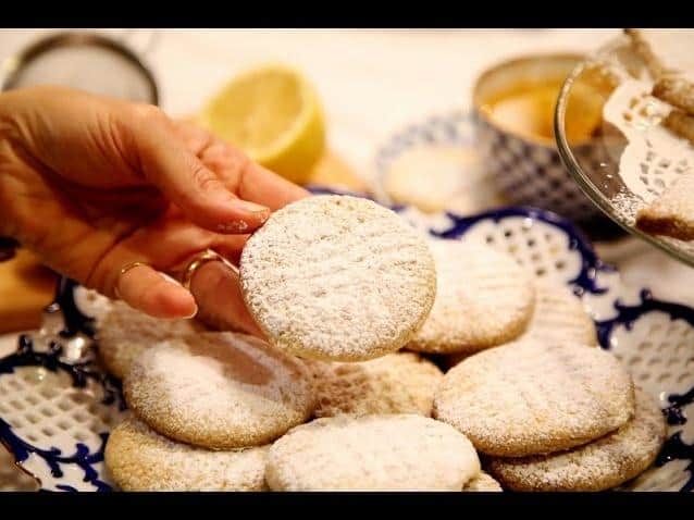  Get ready to satisfy your sweet tooth with these delectable Armenian cookies.