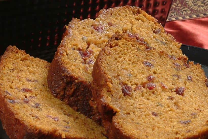  It's moist, flavorful and bursting with texture, all thanks to the pumpkin puree and fresh cranberries.