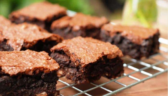 It's time to indulge in some chocolatey goodness with these Passover brownies.