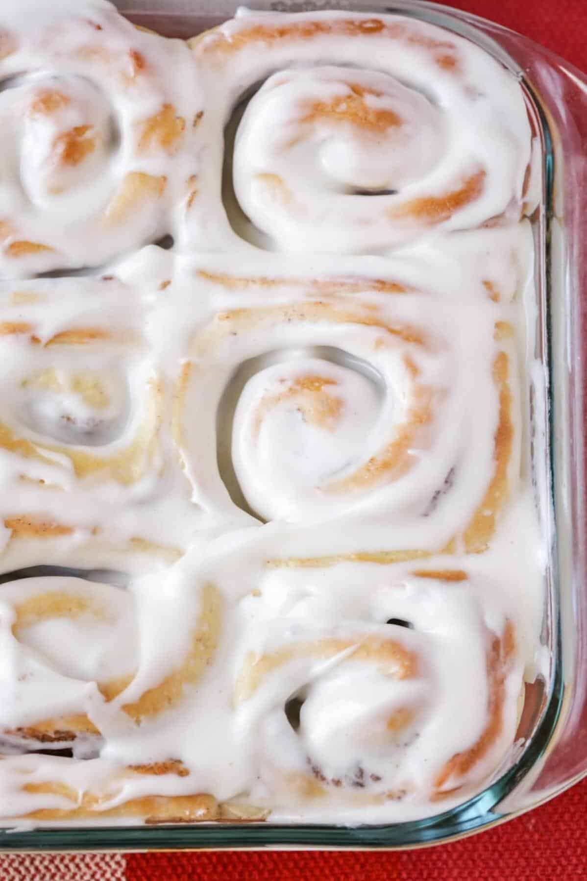 Jazz up your baked goods with a swirl of delicious cinnamon icing.