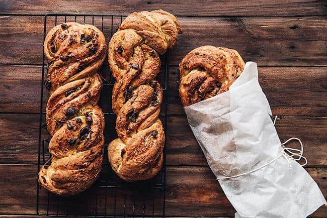  Nothing beats the smell of freshly baked bread, especially when it's picnic basket bread!