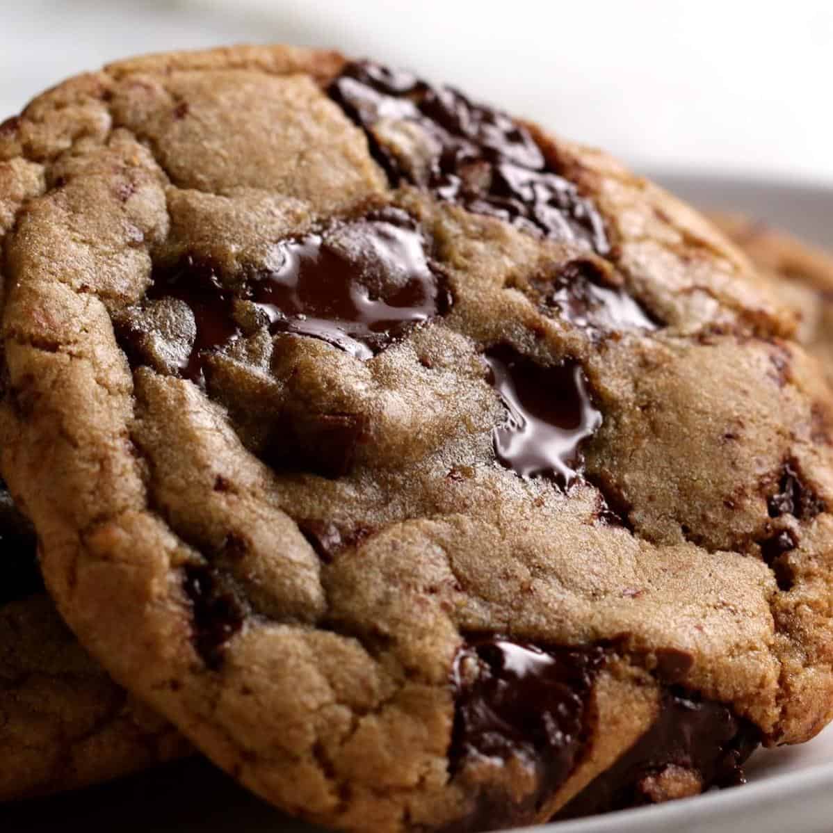 Indulge in Warm & Decadent Chocolate Chip Cookies Today!
