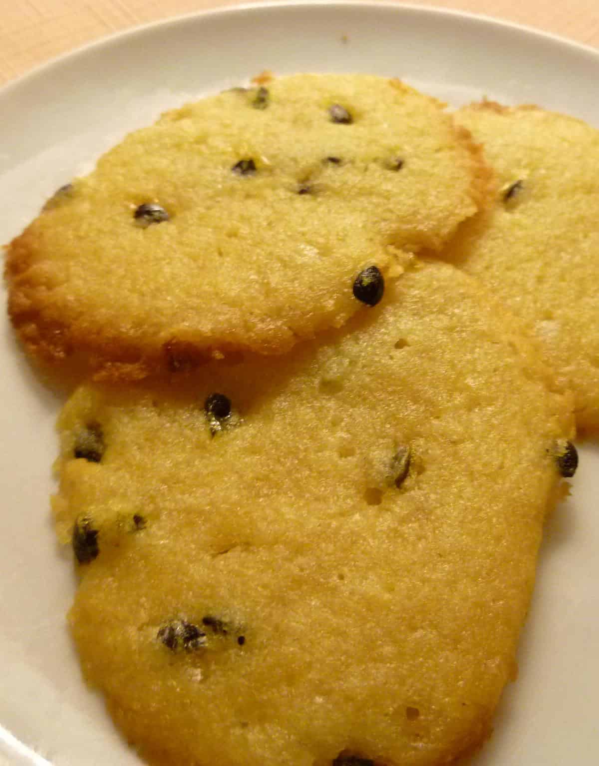 Passionfruit Shortbread Cookies