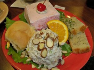 Puffy Muffin Chicken Salad Plate