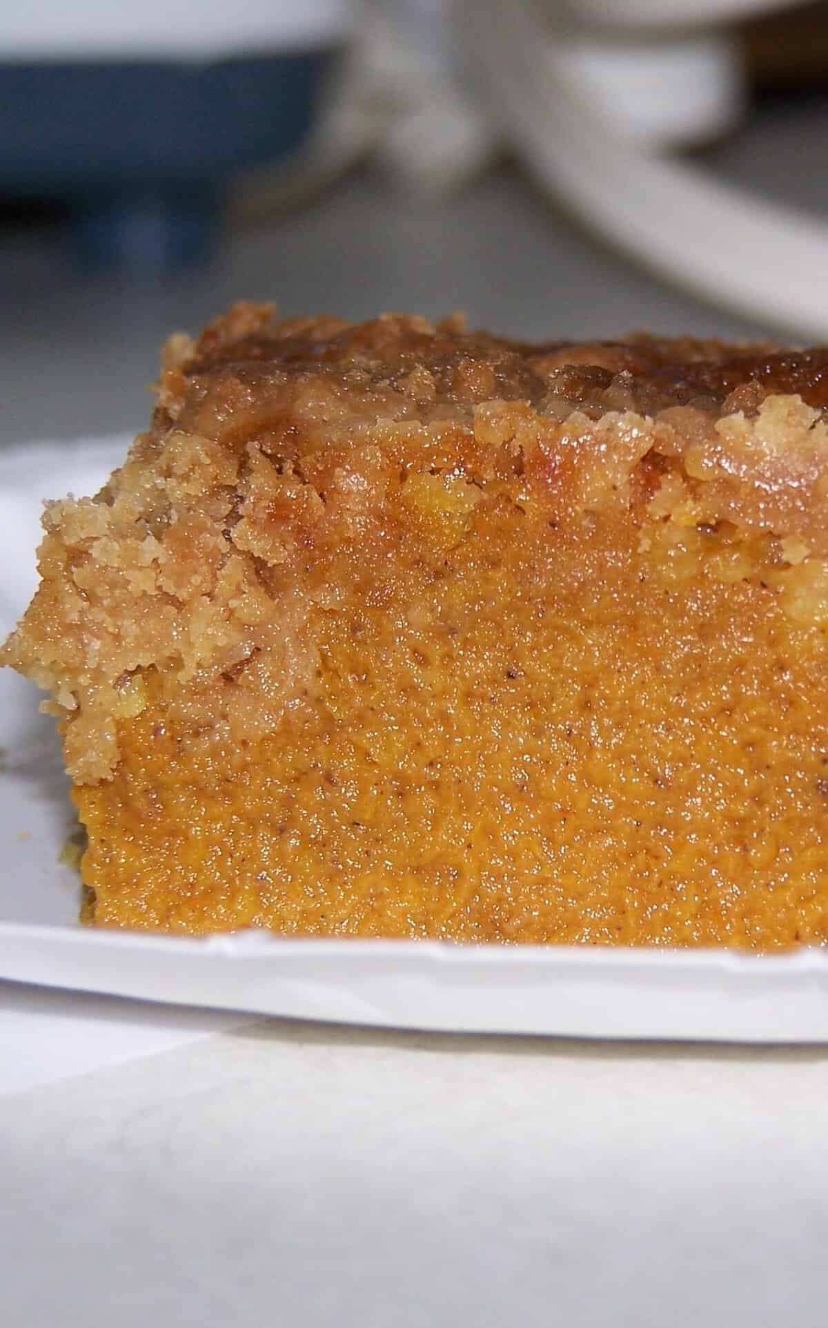 Scrumptious Pumpkin Upside-Down Cake – Easy Recipe!