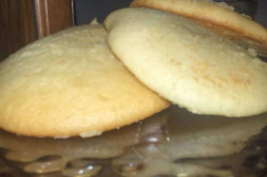  Satisfy your sweet tooth with these delectable sugar cookies.