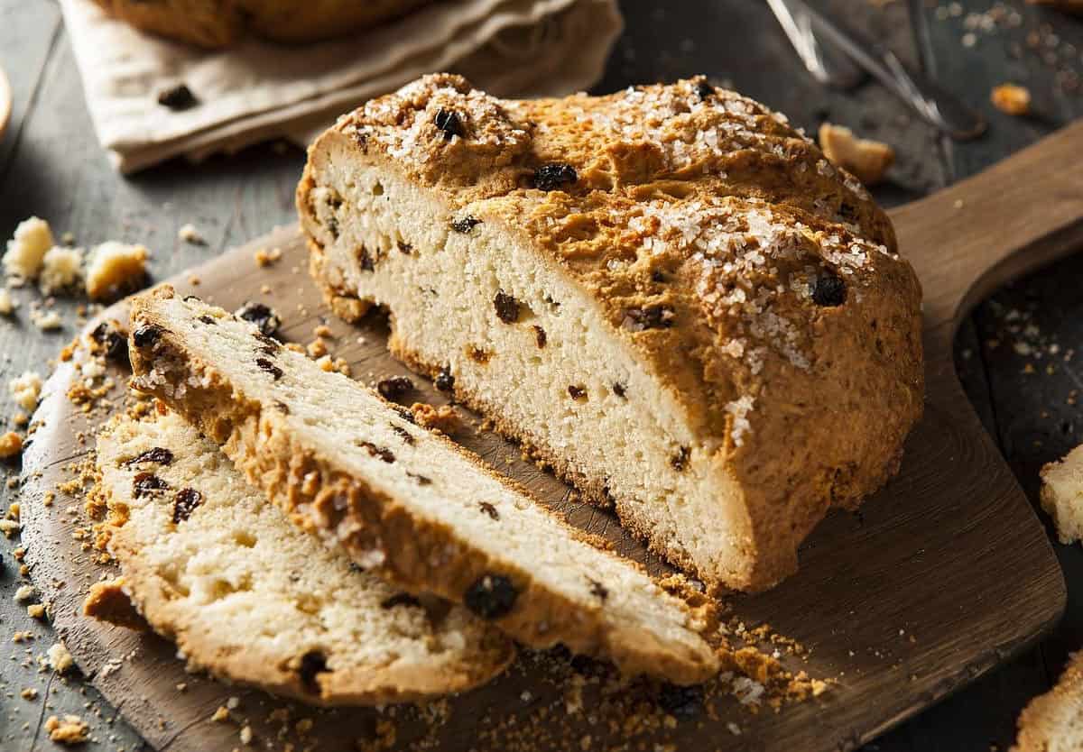  Served warm with a spread of butter, this bread is pure heaven.