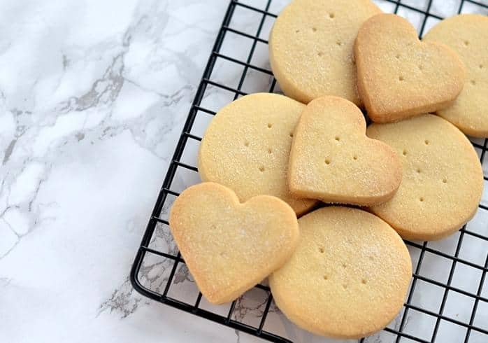  Shortbread is a remedy for everything, from a bad mood to a broken heart.
