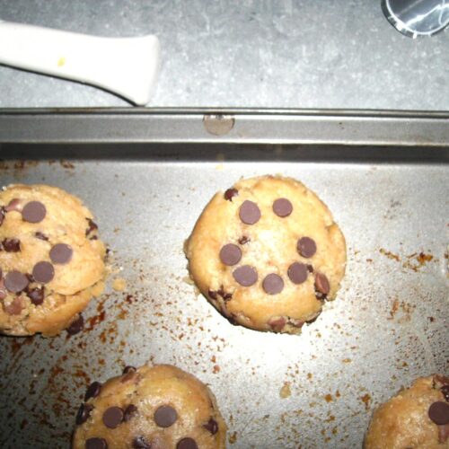 Smiley Chewy Chocolate Chip Cookies