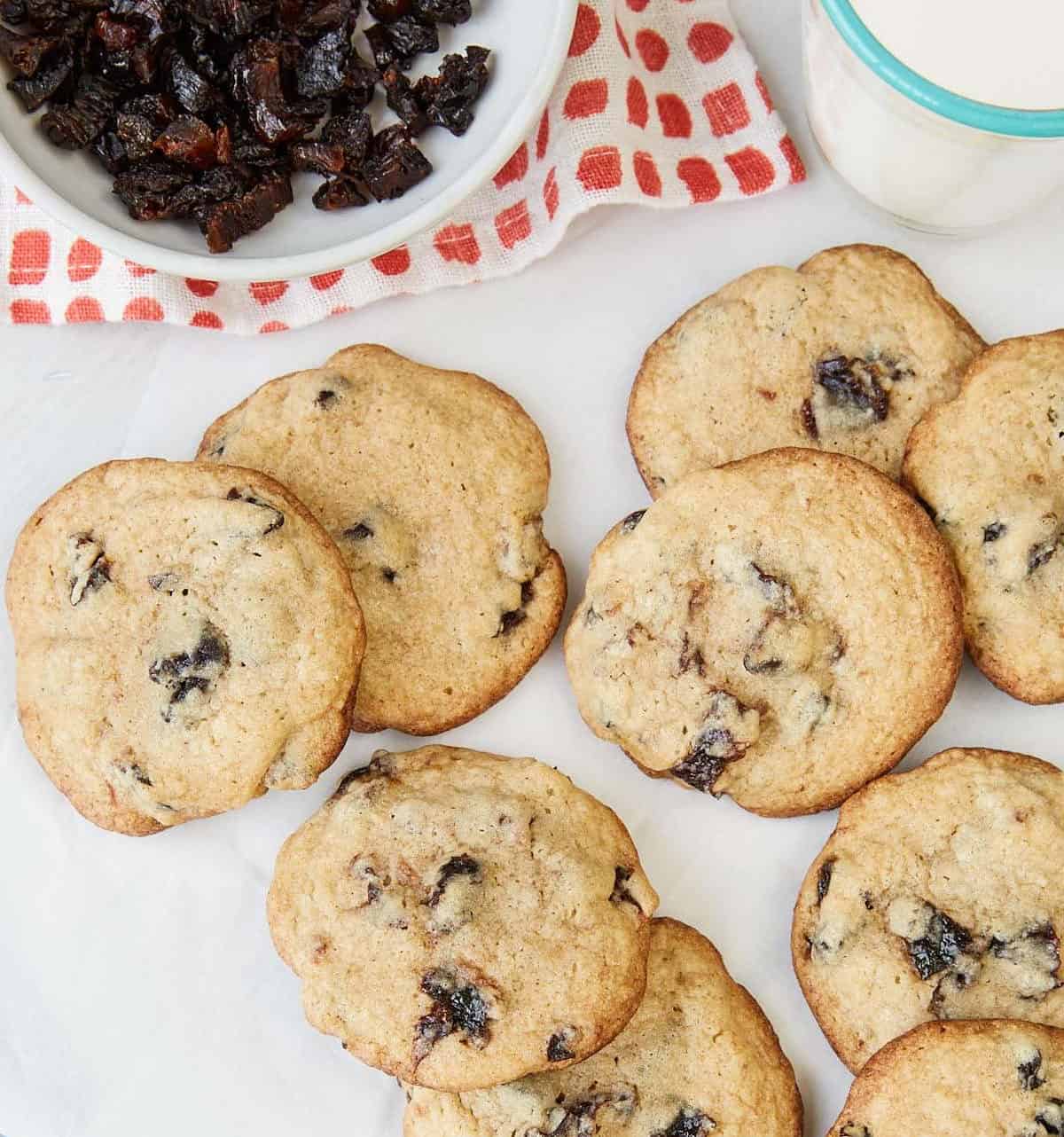 Discover the Secret to Delicious Spiced Prune Cookies