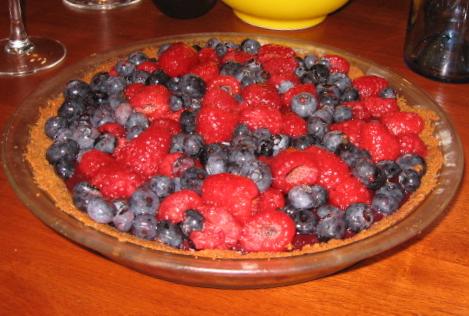 Fresh and Juicy! Try Our Summer Berry Pie Recipe