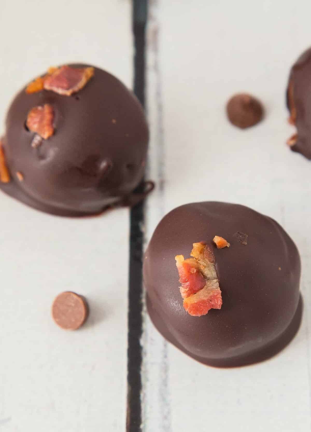  The perfect combination of sweet and salty: maple bacon cookie dough truffles.