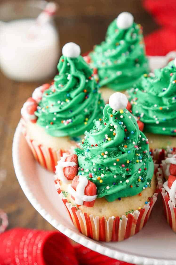  These festive cupcakes are sure to be the star of your holiday dessert table!