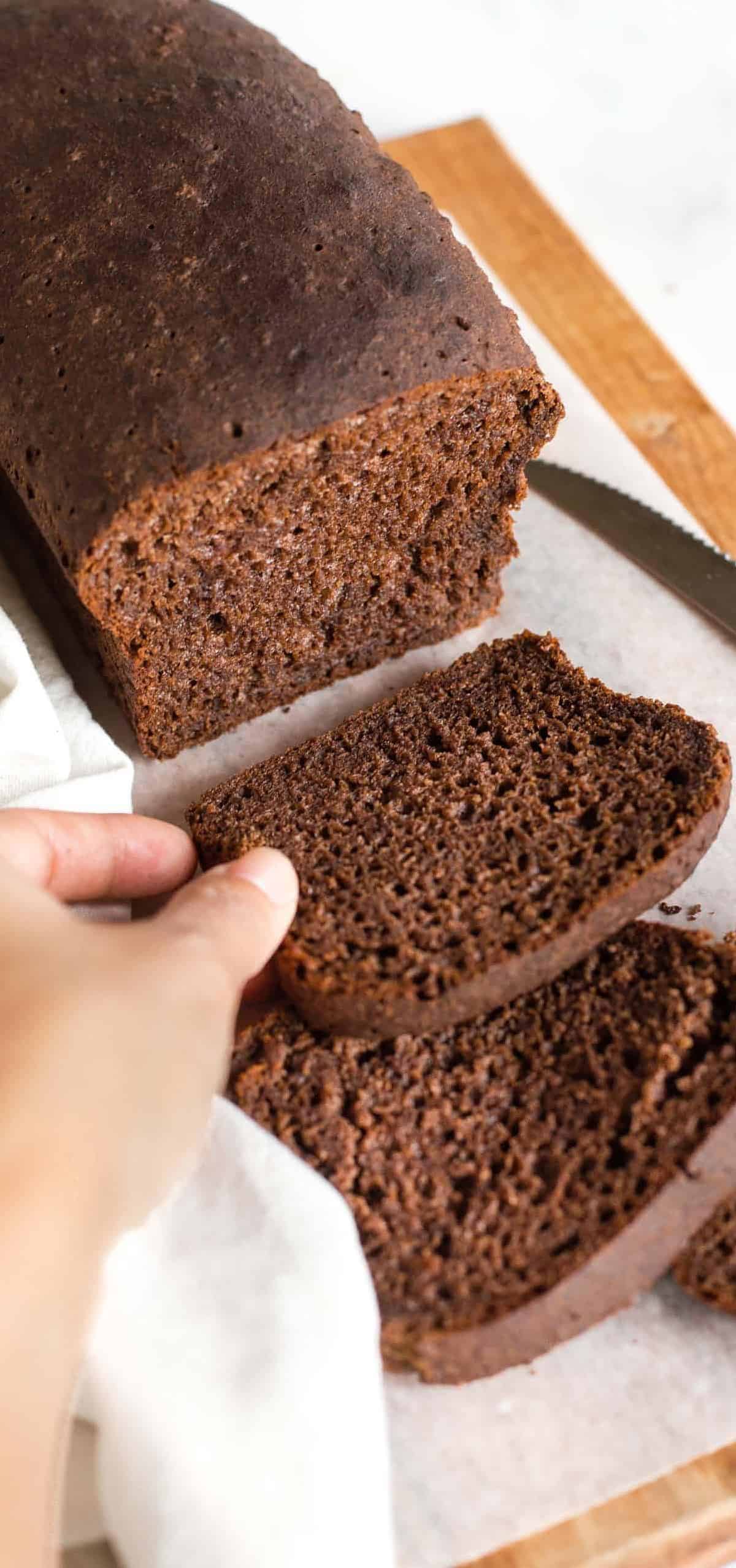  This bread has a rich flavor thanks to the combination of molasses, cocoa powder, and caraway seeds.
