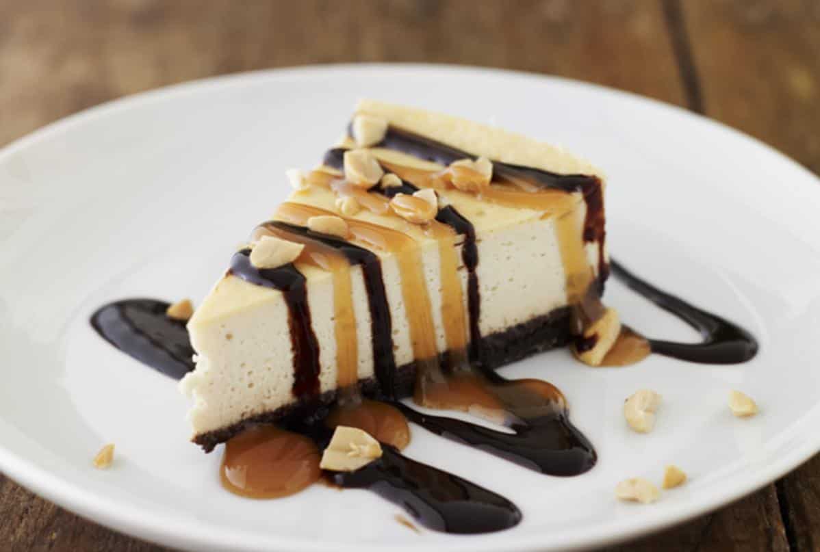  This Non-Dairy Cheesecake is all about that creamy texture and love.