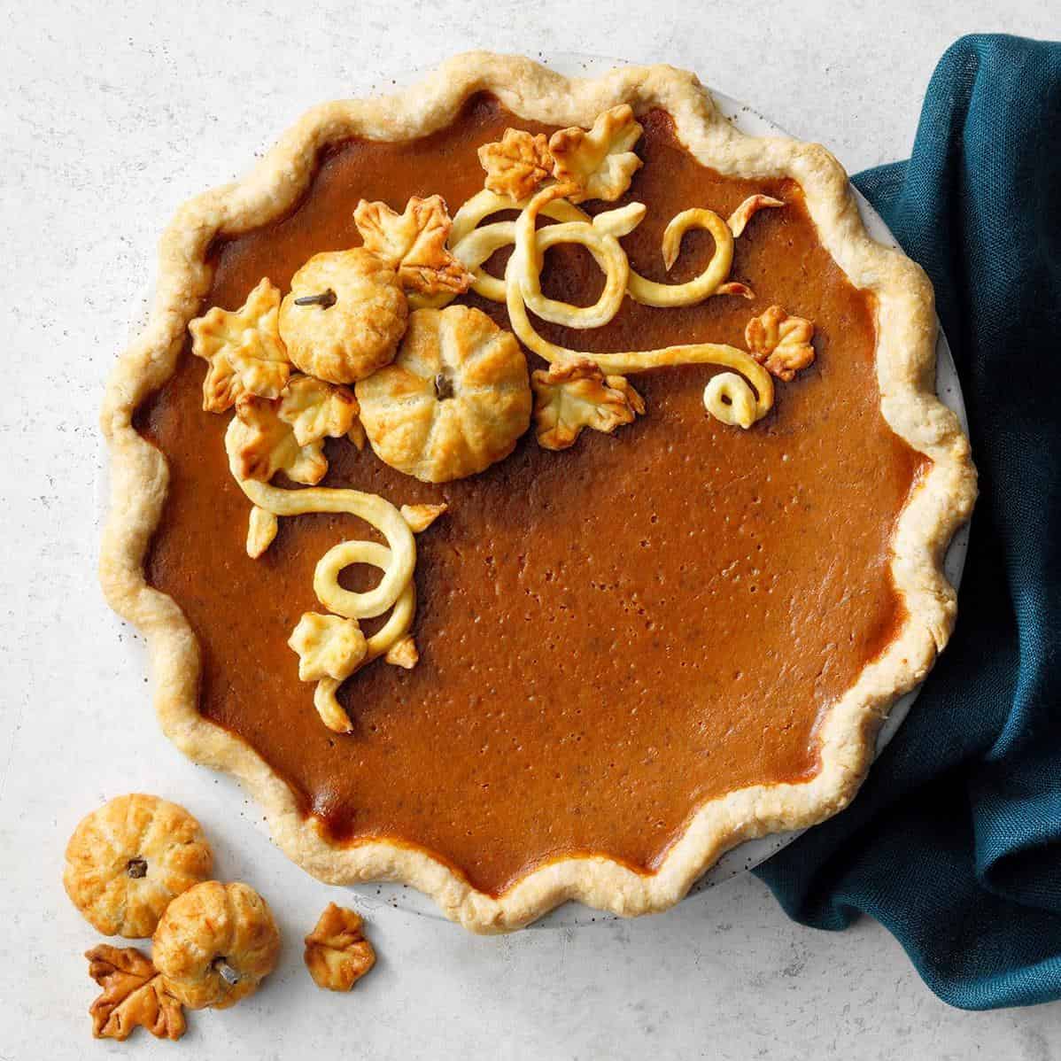 Deliciously Easy Pumpkin Pie Recipe for Autumn