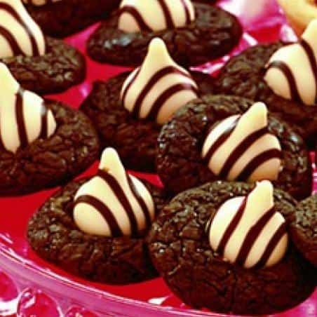 Tuxedo Brownie Hugs Cookies