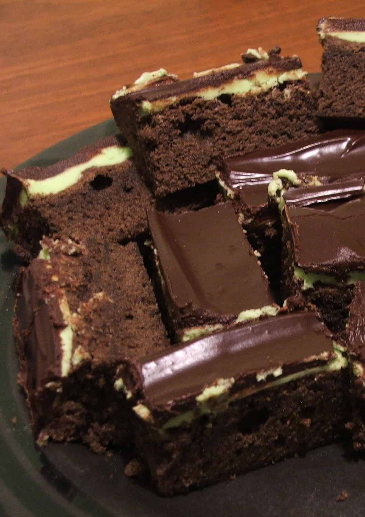 Amazing Chocolate Mint Cake Brownies Recipe