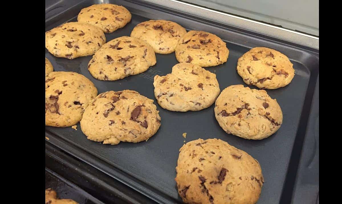  Who needs therapy when you have cookie dough and an oven?